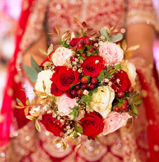 asian wedding photography, bride flower bouquet